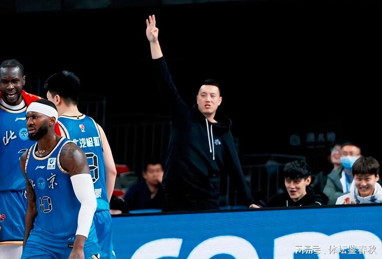 hth体育下载-首钢杀回前4！却迎来坏消息，3大主力将长期休战，还能否夺冠？